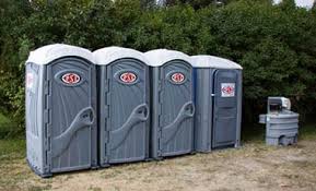 Best Deluxe Portable Toilet Rental  in Roscommon, MI